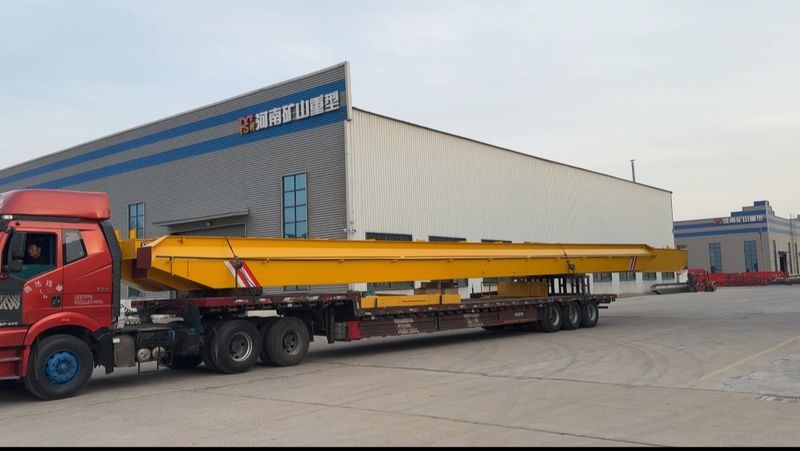 電動(dòng)葫蘆橋式起重機(jī) LH10t-27.95m 電動(dòng)單梁起重機(jī) LD5t—23.3m 制作完成，發(fā)往浙江省金華市交付客戶使用